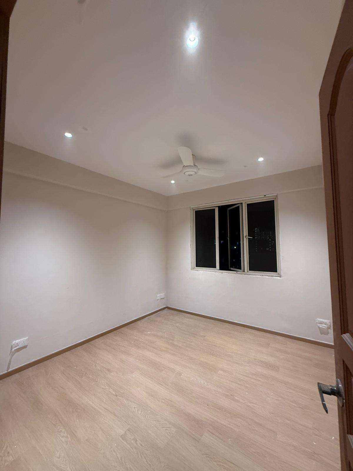 Castle Green Condo
